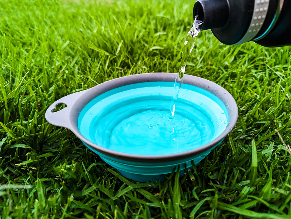 Collapsible Bowls with Carabiners