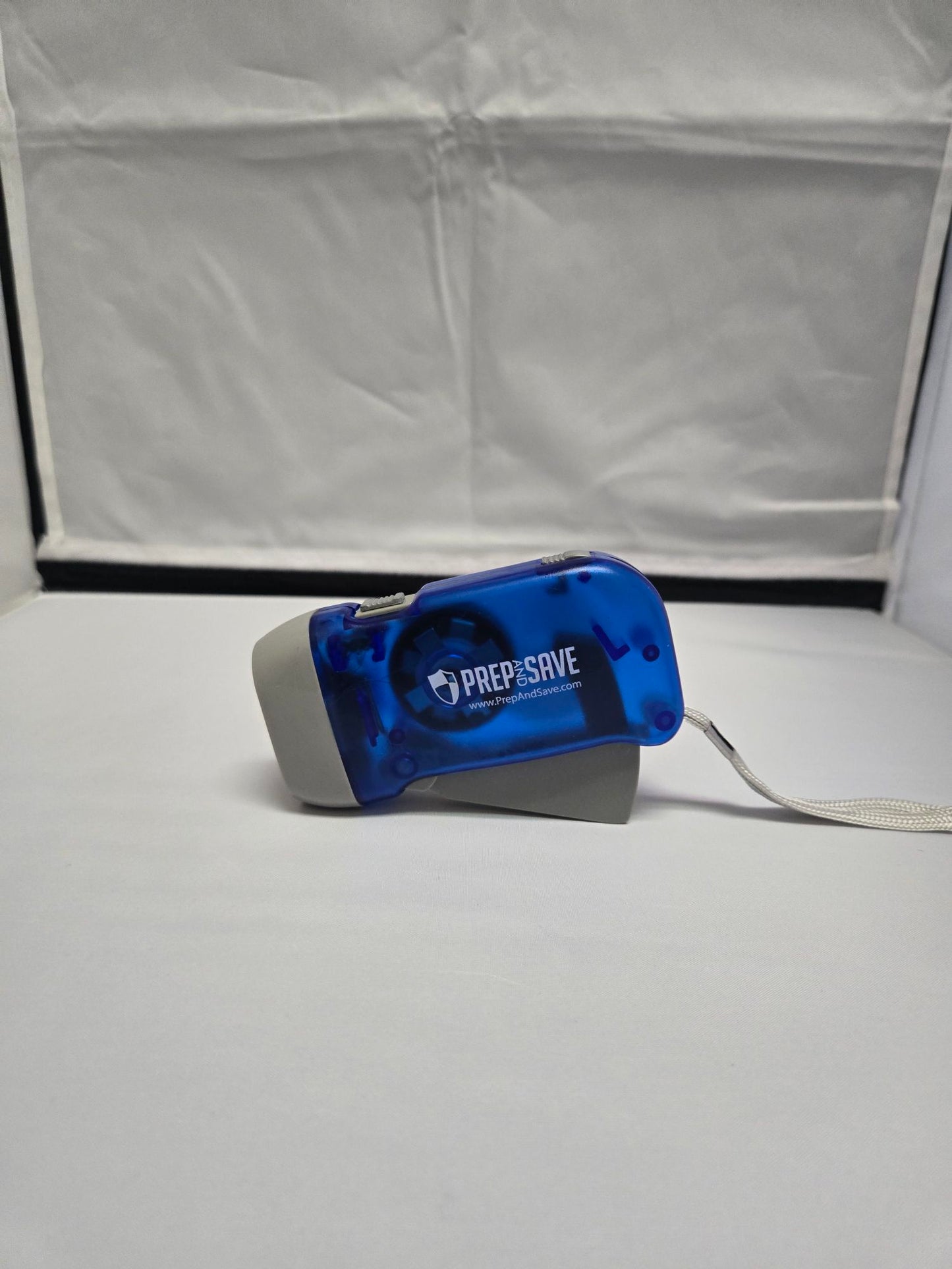 Prep and Save 3 LED Bright & Compact Eco-Friendly Dynamo-Powered Flashlight